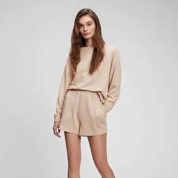 GAP Matching Sweat Set - Picture 5 of 5